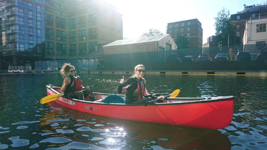 2 seater Canoe Rental in Ladbroke Grove - Why the self-guided format works