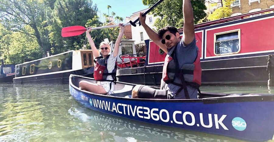 2 seater Canoe Rental in Ladbroke Grove - Paddling through Westbourne Park toward Little Venice