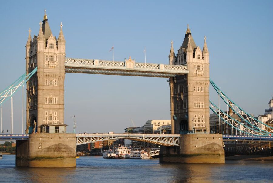 3-Hour City of London Walking Tour - Fleet Street and the newspaper streets