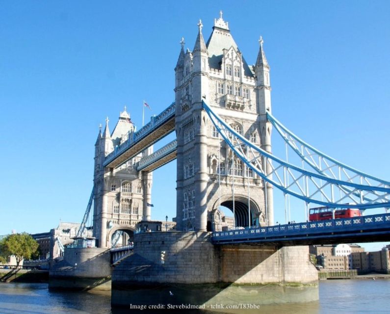 4-Hour Private Tour of London in a Panoramic Black Cab - St Paul’s Cathedral brings the route into the City