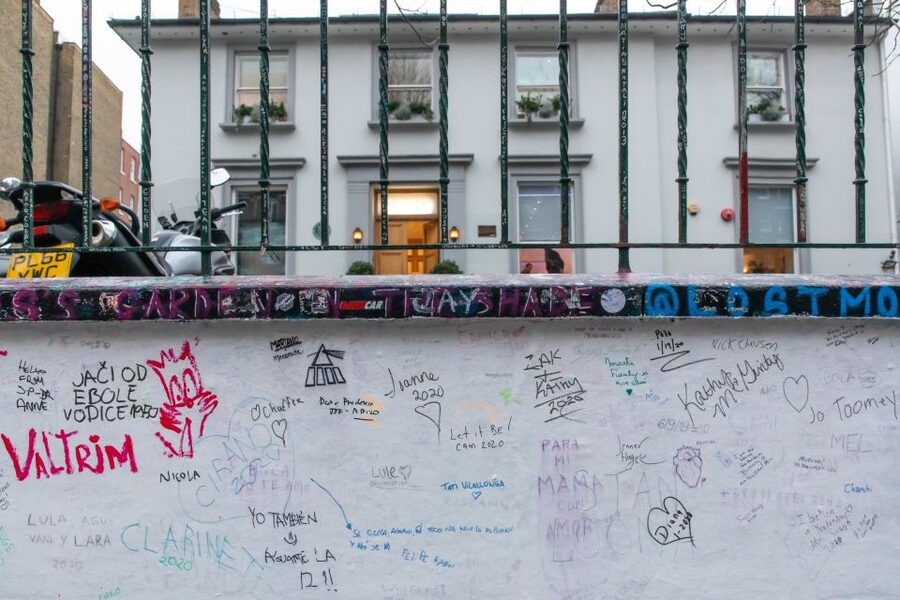 A Ticket to Ride: Beatles in London Tour - Meeting at the Duke of York Column