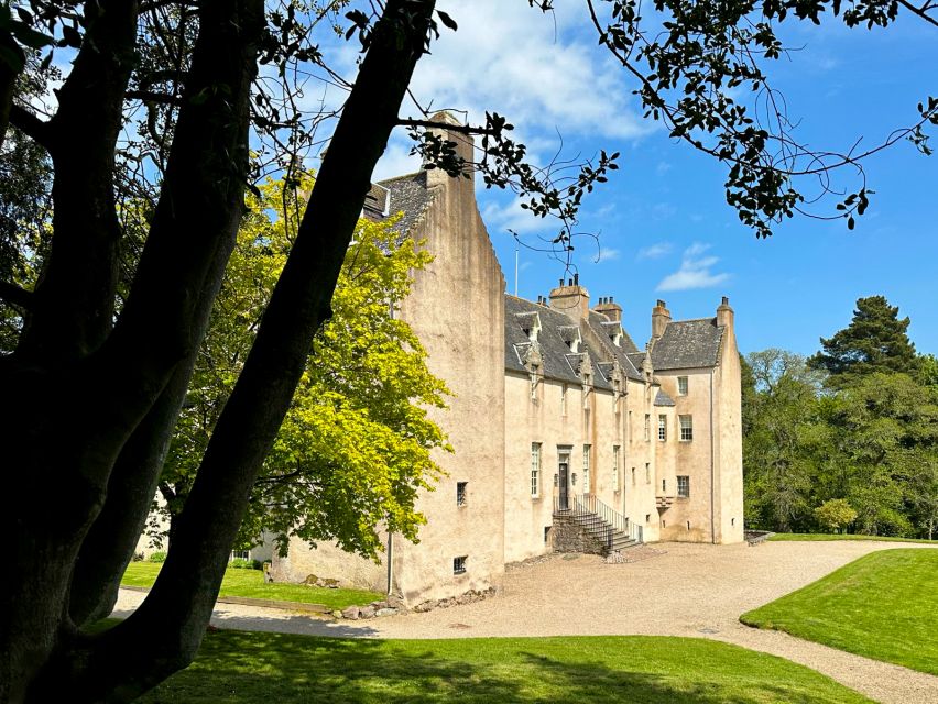 Aberdeen, Shire Castle & Distillery Private Group Day Tour - Dunnottar Castle and the coastal views