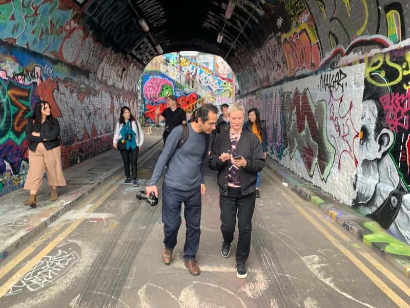ADVANCED GRAFFITI STREET ART TOUR / SHOREDITCH / EAST LONDON - Starting in Shoreditch with more than a photo walk