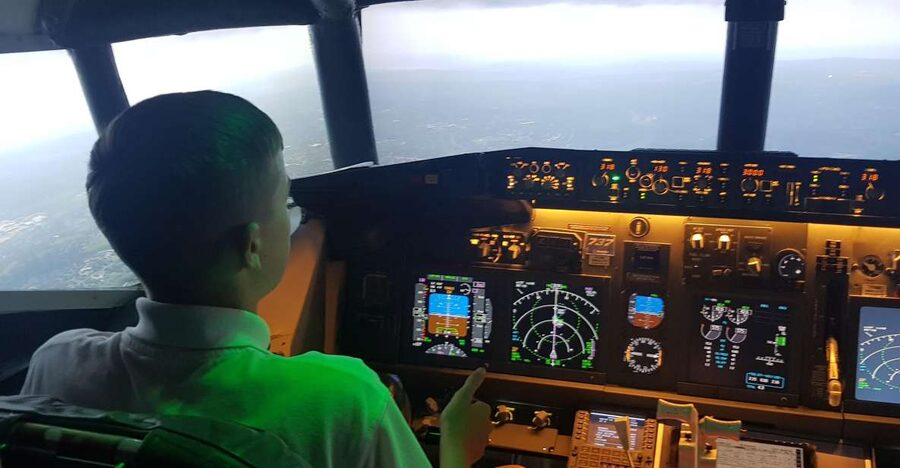 BARNSLEY(60 MINS BOEING 737 FLIGHT SIMULATOR EXPERIENCE) - Key points at a glance