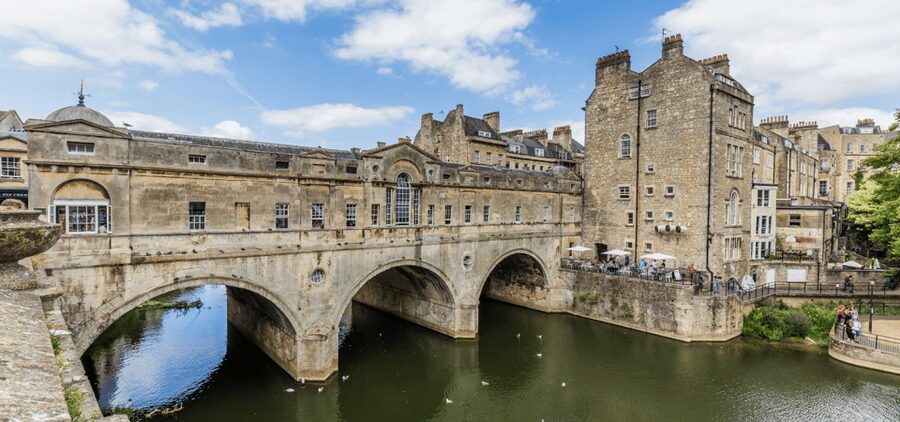 Bath : 2 Hour Historic Walking Tour With An App - Bath Street and the Roman Baths