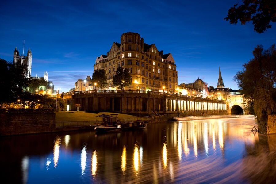 Bath: 90-Minute Private Ghost Walking Tour - Key points to know before you book