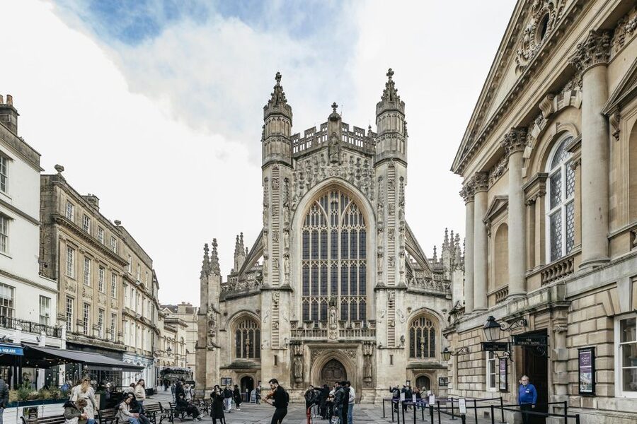 Bath: Bath Abbey and Discovery Centre Entry - How to plan your visit around church life