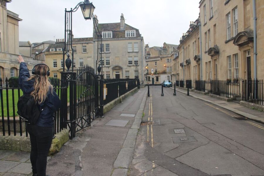 Bath: Bridgerton Filming Locations Walking Tour with Music - Key details that shape the experience
