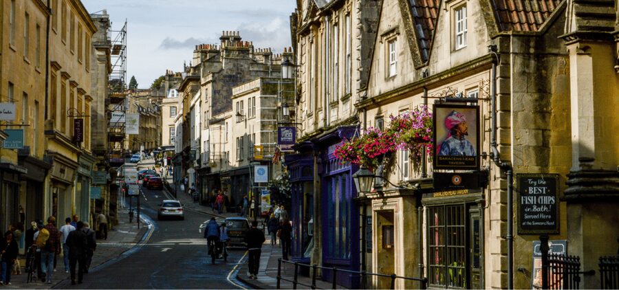 Bath: Bridgeton Walking Tour with an APP - Albert Street, Bath Street, and Beaufort Square