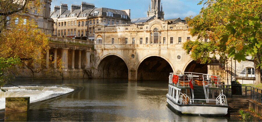 Bath: Bridgeton Walking Tour with an APP - Holburne Museum and a change of mood