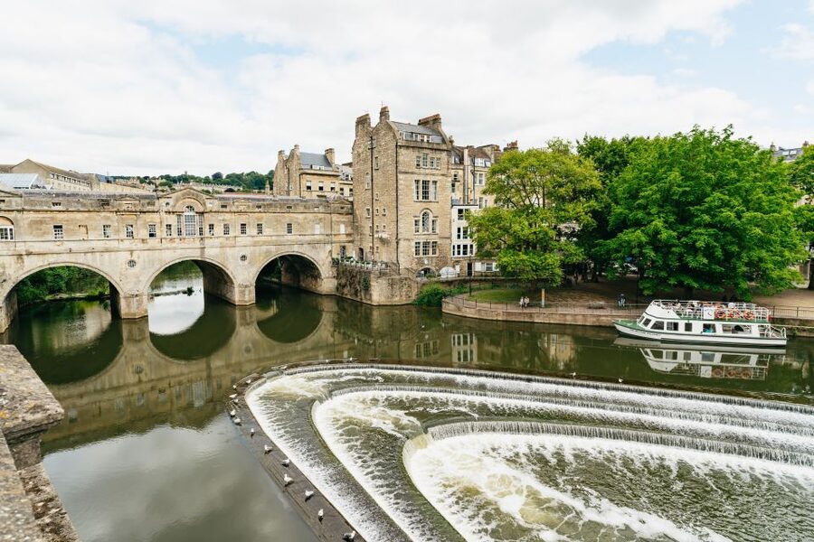 Bath: City Walking Tour with Optional Roman Baths Entry - Royal Crescent and the Finest Georgian View