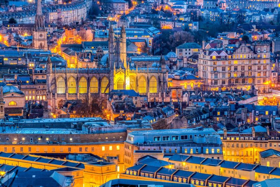 Bath: Guided Ghost Tour - Bath Abbey and the first haunted tales