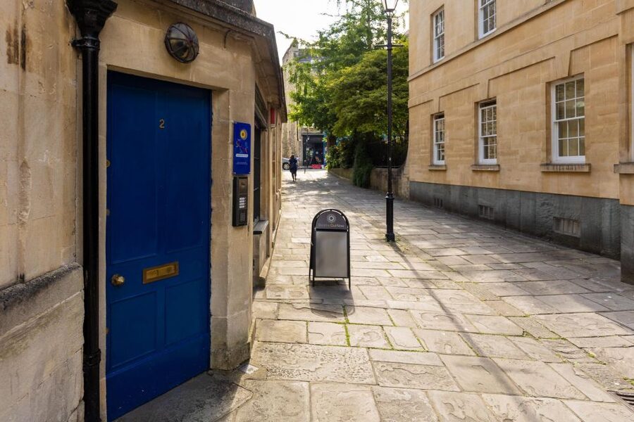 Bath: Guided Relaxation and Sound Bath - Who will enjoy this most