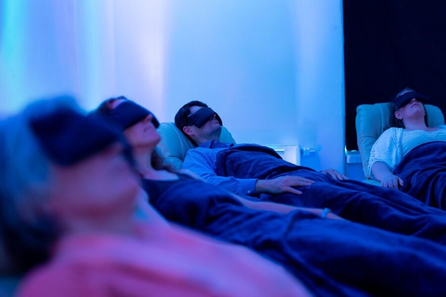Bath: Guided Relaxation and Sound Bath - What happens during the guided relaxation