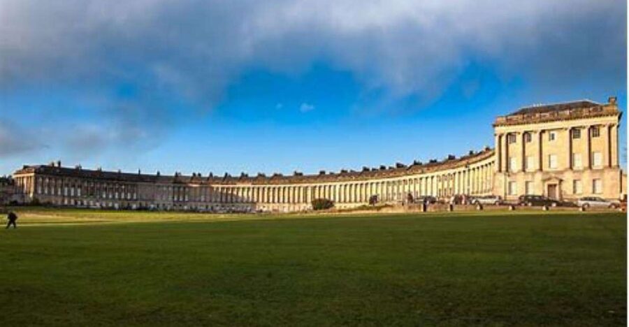 Bath: Local Pubs & Historic Sights Walking Tour (3h) - The final pub and modern Bath