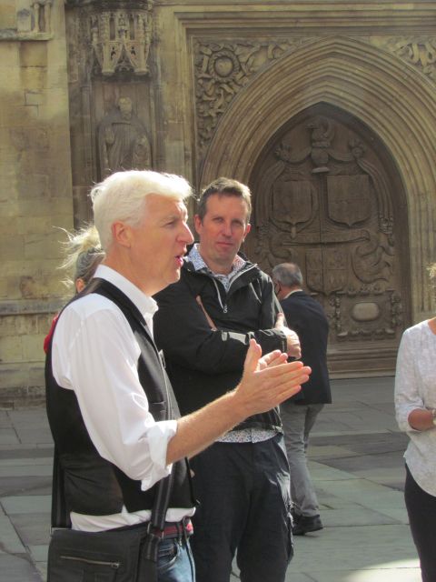 Bath: The Bad of Bath Walking Tour - Starting at Bath Abbey and finding the tone