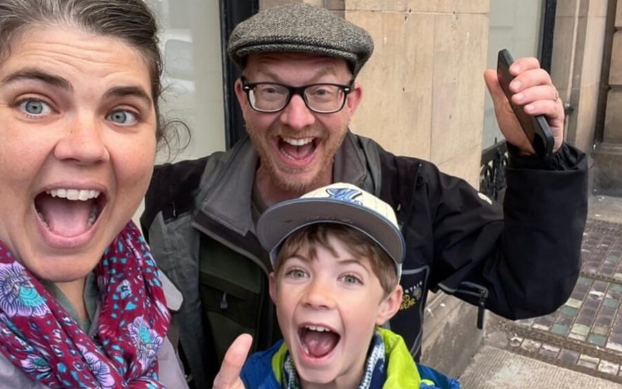 Birmingham: City Walking Tour and Exploration Game - How the puzzles and scoring work