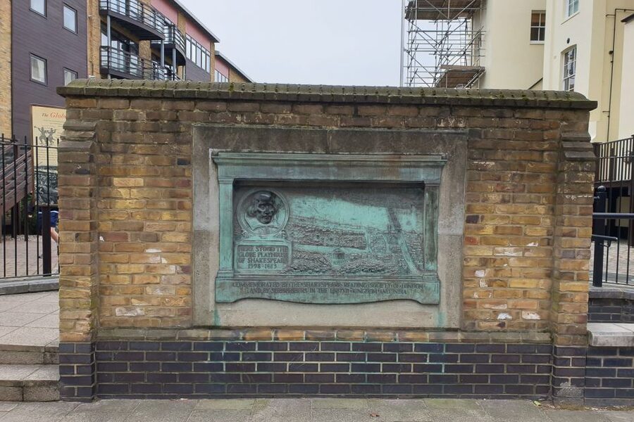 Booze, Brothels & the Bard: London's Bawdy Borough - London Bridge and Winchester Palace
