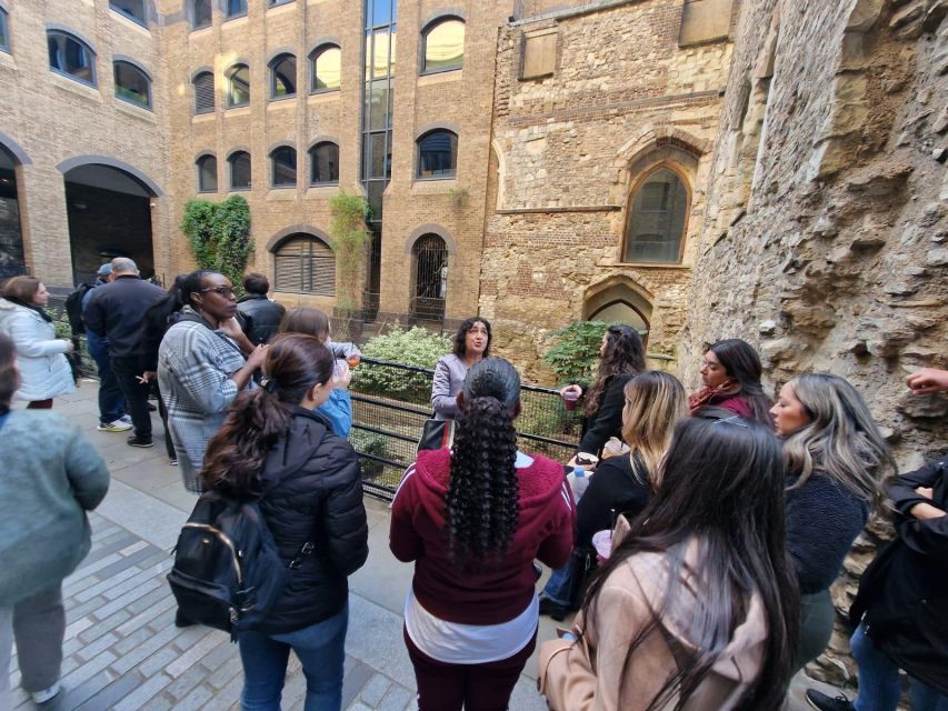 Borough Market Food Tour - Stories, passageways, ghosts, and film locations