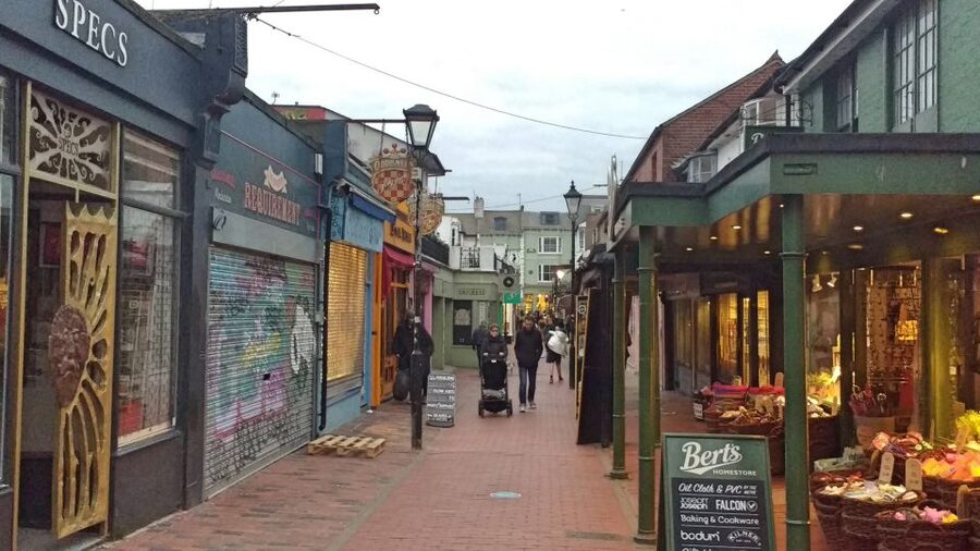 Brighton: Guided Chocolate Tour with Tastings - Booking advice and timing