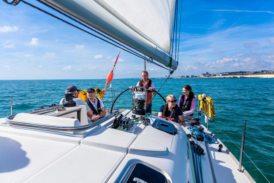 Brighton: Sailing Trip with Drinks - Sparkling wine and the drinks question