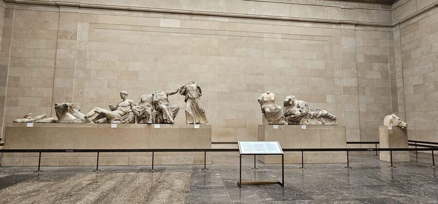 British Museum Private Guided Tour - Entering through a separate entrance
