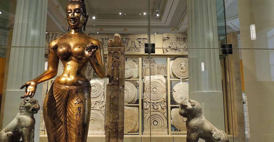 British Museum Tour: Rosetta Stone, Parthenon, Mummies - Egyptian Mummies and the Meaning of Burial Objects