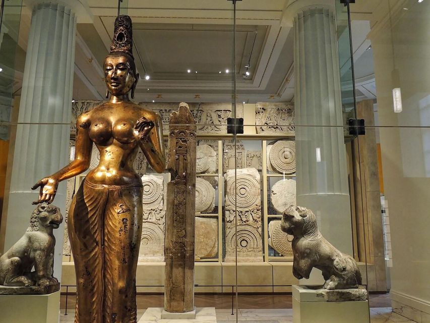 British Museum Tour: Rosetta Stone, Parthenon, Mummies - Starting Beneath the Great Court Roof