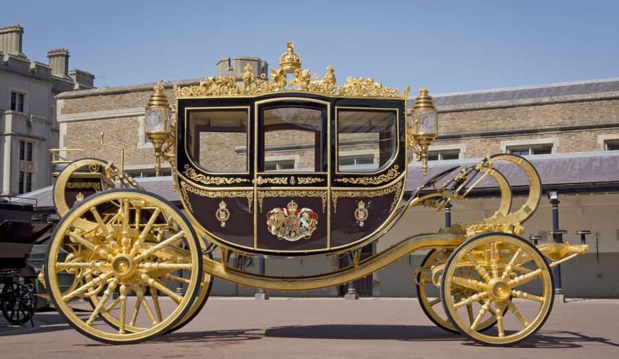 Buckingham Palace: The Royal Mews Entrance Ticket - A self-guided visit with useful audio