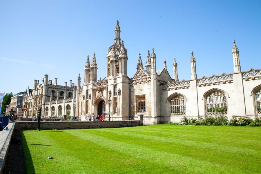 Cambridge: 2-Hour Private University Walking Tour - St. John’s privileges and the local color of university life
