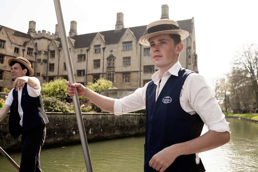 Cambridge: Alumni-Led Walking & Punting Tour w/Kings College - How much value do you get for $82.17?