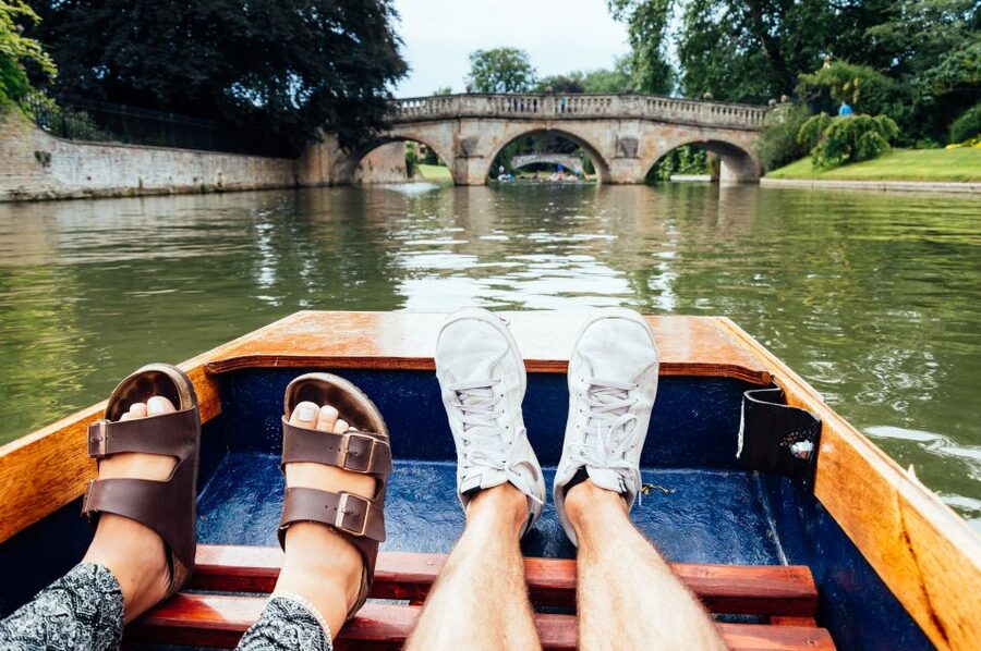 Cambridge: Alumni-Led Walking & Punting Tour w/Kings College - Practical timing and booking advice