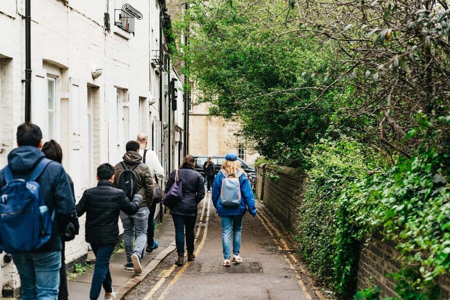 Cambridge: Alumni-Led Walking Tour w/ King's College Option - The best guide style for your interests