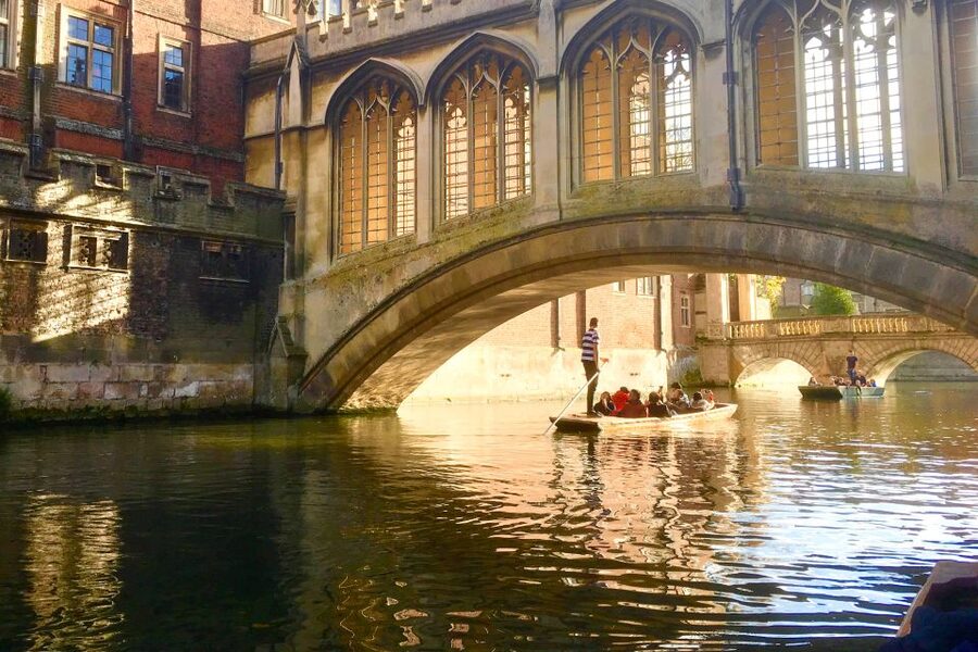 Cambridge: Guided River Cam Punting Tour - Key details before you book