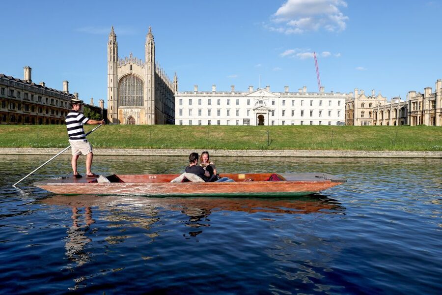 Cambridge: Guided River Cam Punting Tour - Weather, access, and planning around the tour