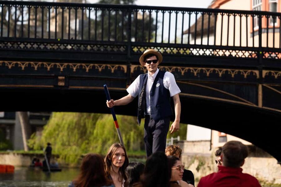 Cambridge: Punting Tour on the River Cam - Why the River Cam is the right place to see Cambridge