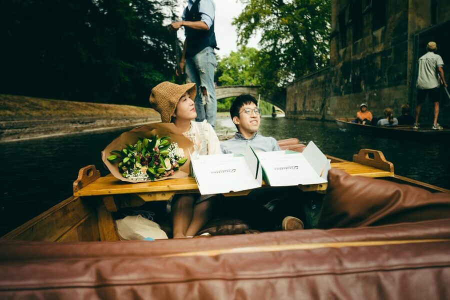 Cambridge: Shared Punting Tour with Guide - Key points at a glance