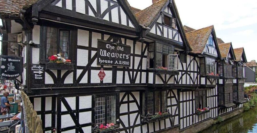 Canterbury Private Guided Walking Tour - From Celtic settlement to Roman walls