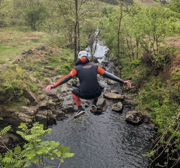 Canyoning Adventure, Murray's Canyon - Stone Faces, a useful 20-minute pause
