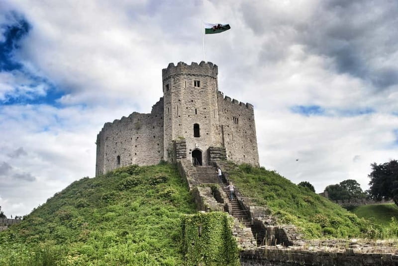 Cardiff Day Tour from London with Local Guide (Visit Wales) - Starting at Earls Court Station