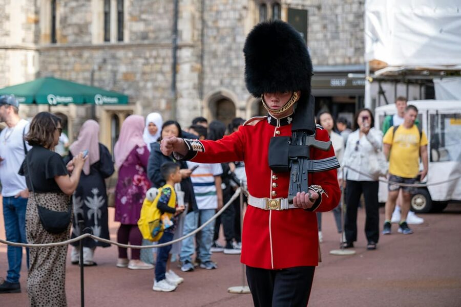 Changing of the Guard Experience in London - Parliament Square, Big Ben, and Westminster Abbey