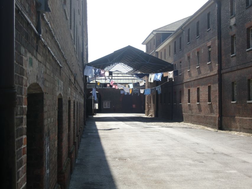 Chatham Historic Dockyard: Call the Midwife Tour - Access, children, and comfort