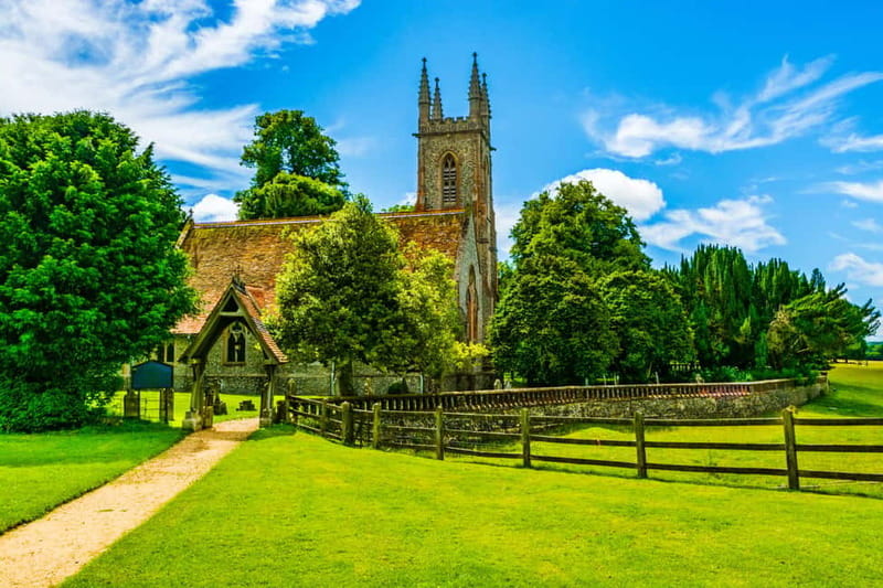 Chawton: Village tour to discover its ties to Jane Austen - Chawton House and the Austen family connection