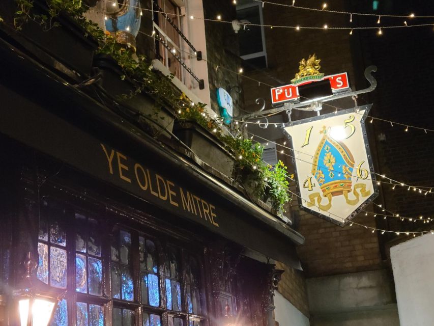 City of London Historic Pub Walking Tour - Starting at The Blackfriar near the Thames
