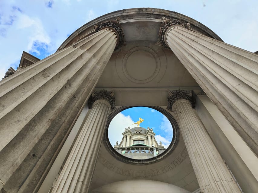 City of London Historical Walking Tour - Salters’ Hall and the city’s civic character