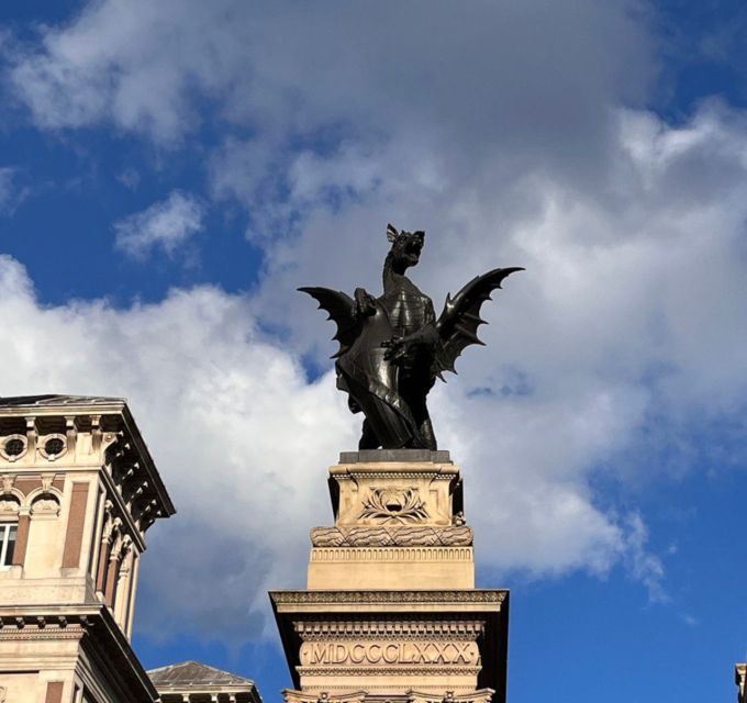 City of London Mystical and Dragons Walking Tour - The City’s Oldest Tree and St. Paul’s