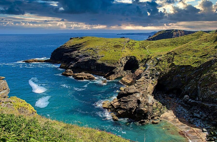 Cornwall: Online Road Trip Travel Guide - Falmouth, the south coast, and maritime Cornwall