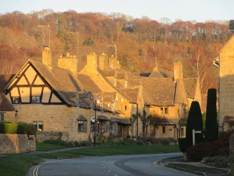 Cotswolds: One Day Cotswolds Walking Tour - The Windrush Valley figure-of-eight walk