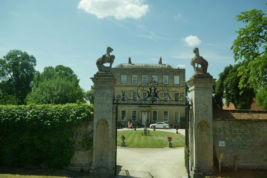 Day-Tour of the Midsomer Murders Locations - Key points at a glance