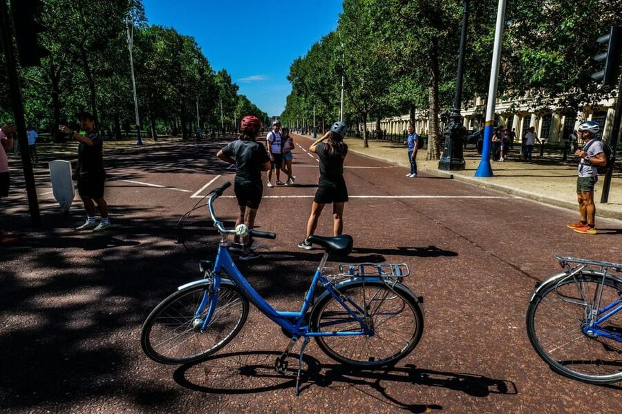 Destination London: E-Bike Tour - The guide can make or break the day